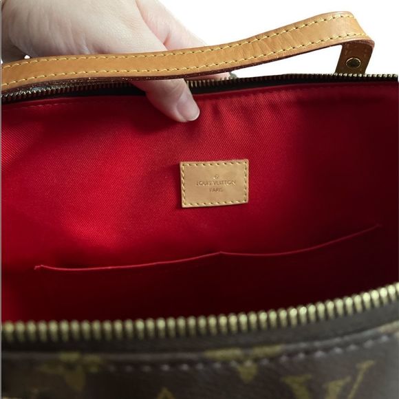 ✨💎Authentic 💎✨ Louis Vuitton Monogram Tournelle - Picture 6 of 8